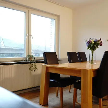 Appartamento Monteurwohnung Fuer Bis Zu 18 Personen - Zentral Mit Autobahnauffahrt