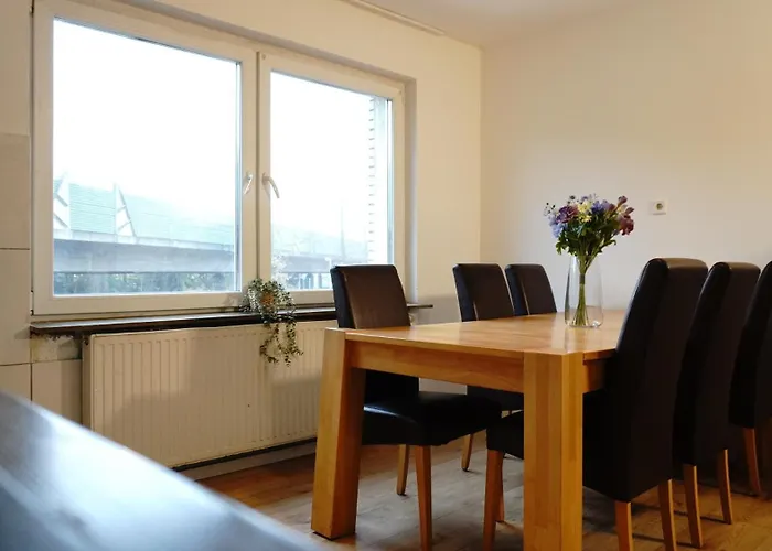Lejlighed Monteurwohnung Fuer Bis Zu 18 Personen - Zentral Mit Autobahnauffahrt *